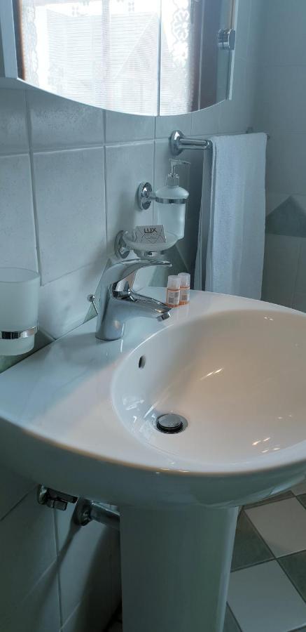 Bed and Breakfast Al Sentiero Di Charly Tarvisio Exterior foto